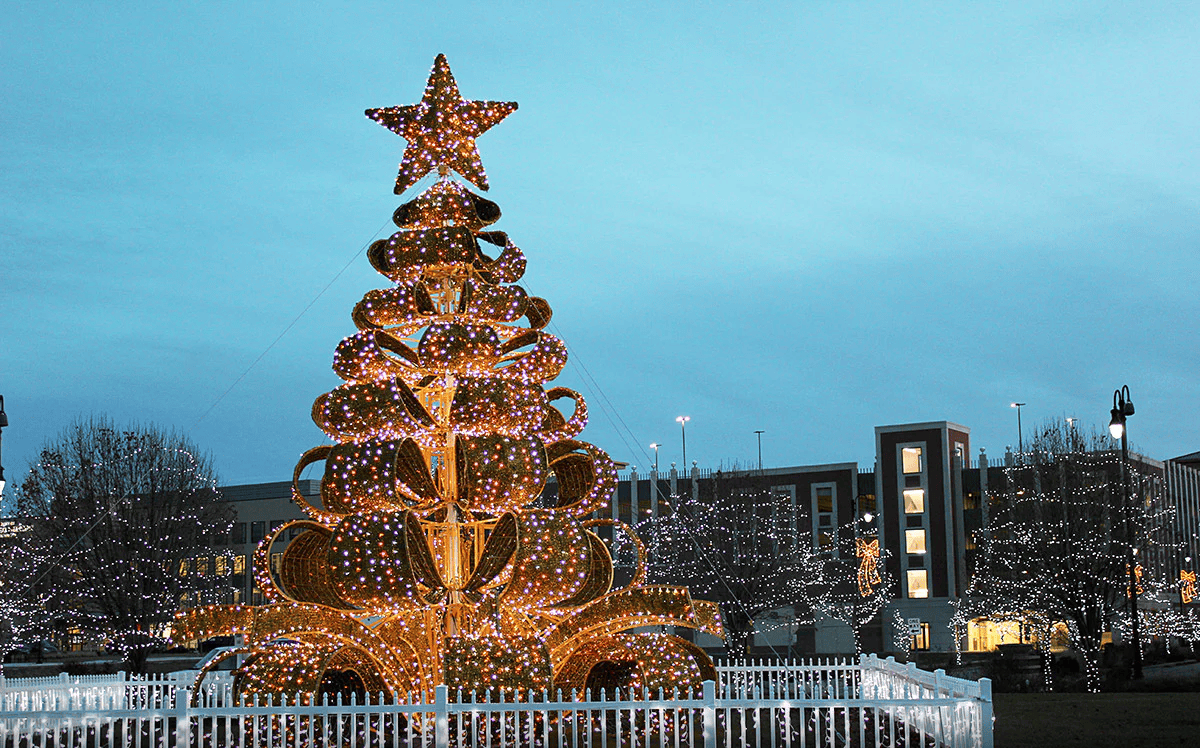 Giant Commercial Outdoor Ribbon Motif Christmas Tree with LED Lights - 6M(20FT) / 10M(33FT) / 15M(50FT) & Custom Sizes