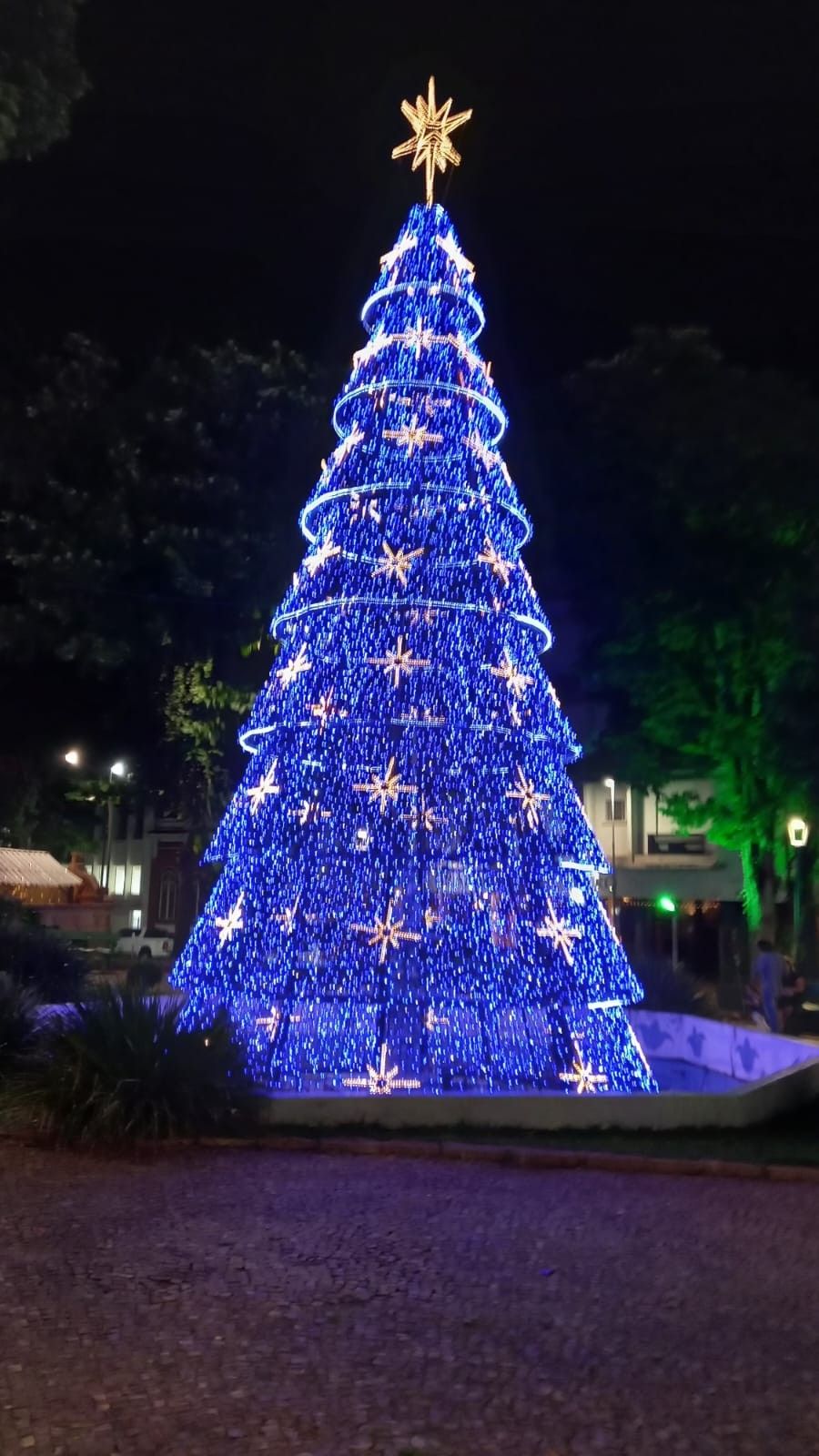 Commercial Giant Red Spiral LED Christmas Tree -6M(20FT) / 10M(33FT) / 15M(50FT) & Custom Sizes
